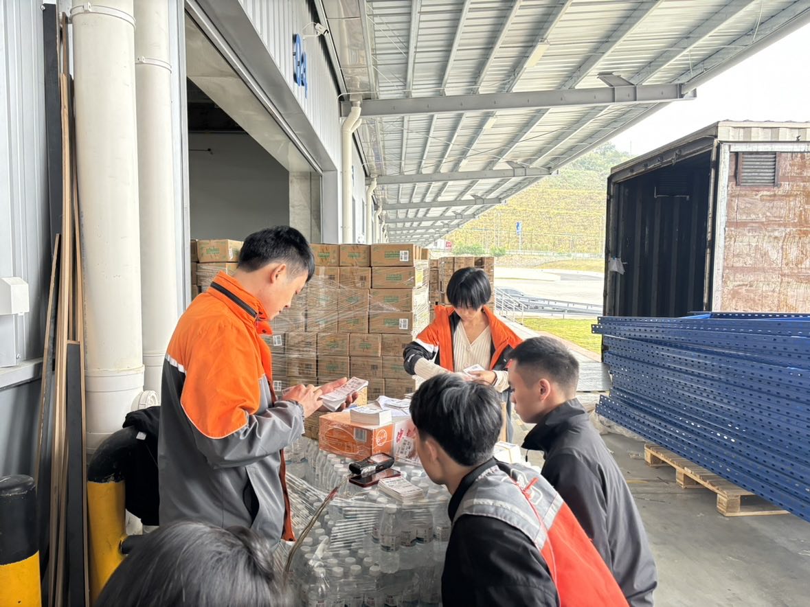 申通快递贵州省公司双十一帮扶行动：情暖客户，共创佳绩